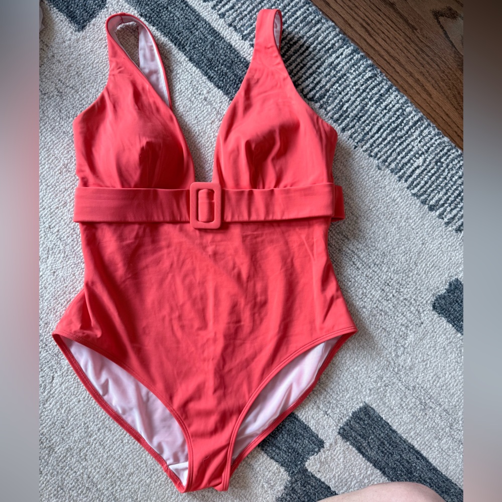 Boden One-Piece Swimsuit in Red